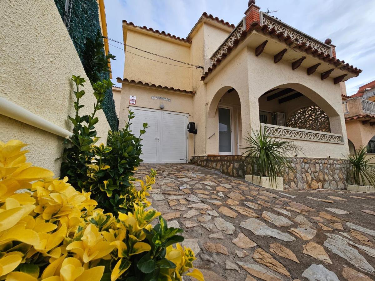 Casa Sebastian Βίλα L' Escala Εξωτερικό φωτογραφία